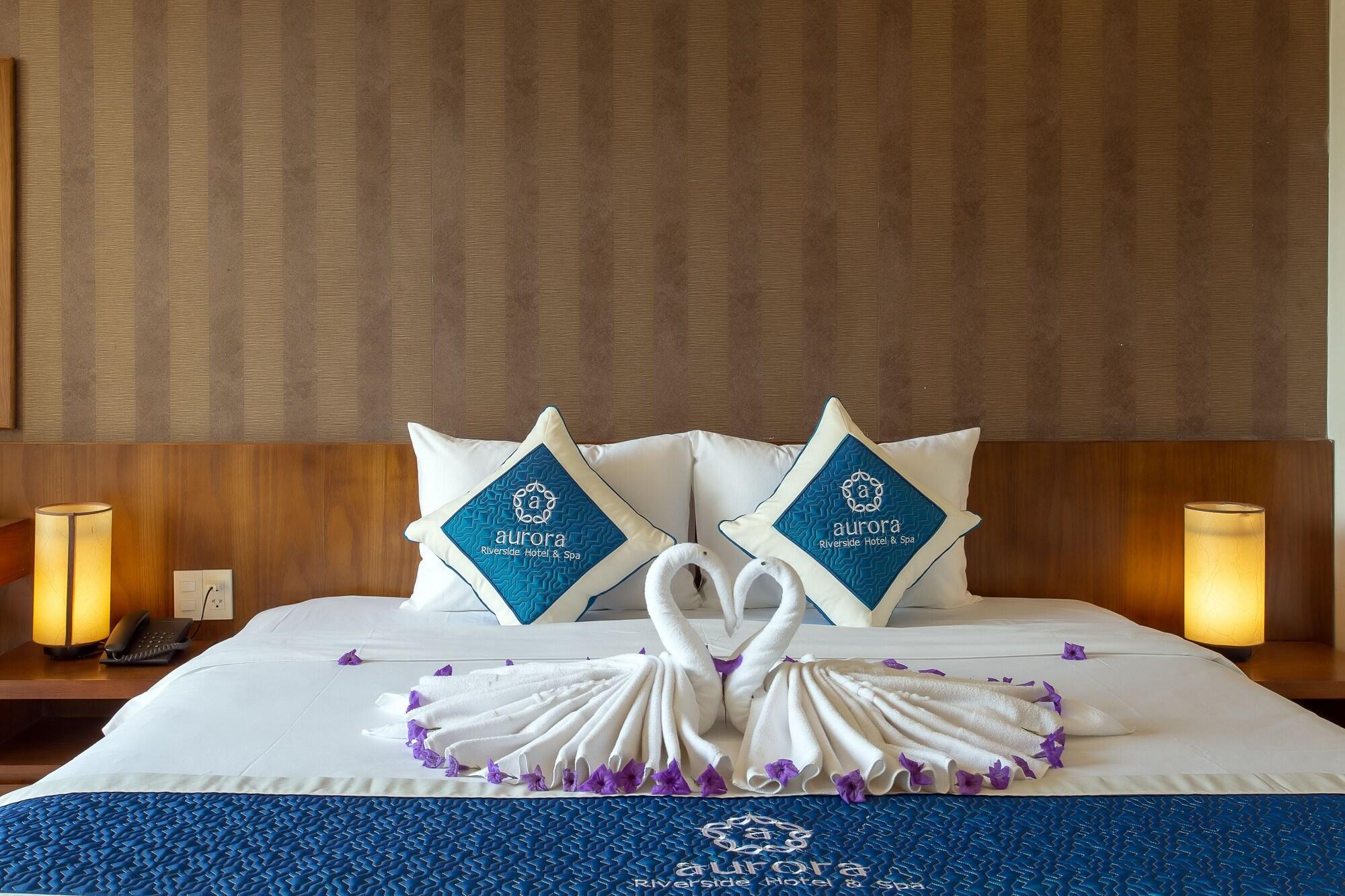 ฮอยอัน ออโรรา ริเวอร์ไซด์ โฮเต็ล แอนด์ สปา Hotel ภายนอก รูปภาพ